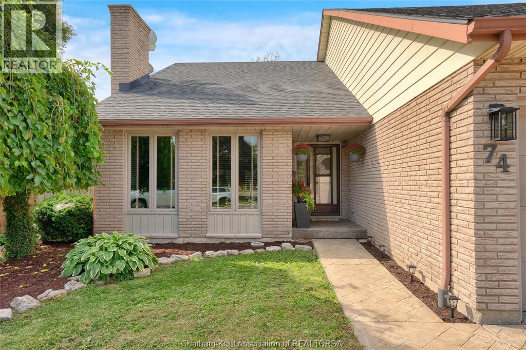 74 University Drive, Chatham, Ontario  N7L 4V5 - Photo 3 - 25024004