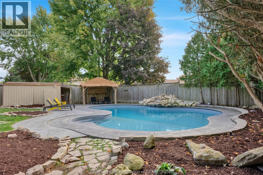 74 University Drive, Chatham, Ontario  N7L 4V5 - Photo 44 - 25024004