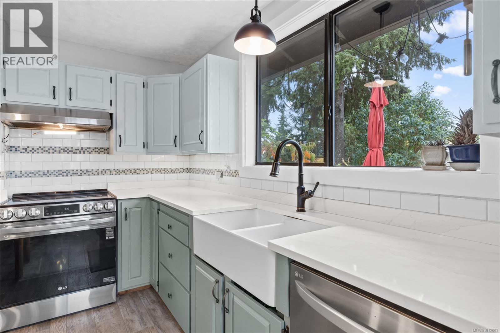 10664 Cedar Dr, Youbou, British Columbia  V0R 3E1 - Photo 11 - 1012663