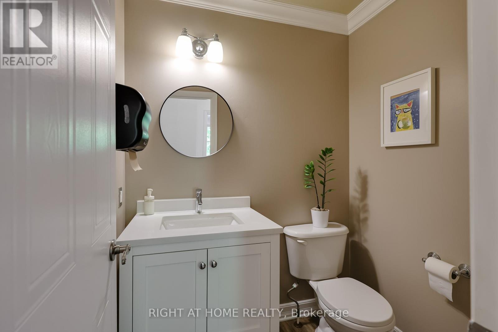 60 Mersey Drive, Ottawa, Ontario  K2K 3A6 - Photo 20 - X12425213
