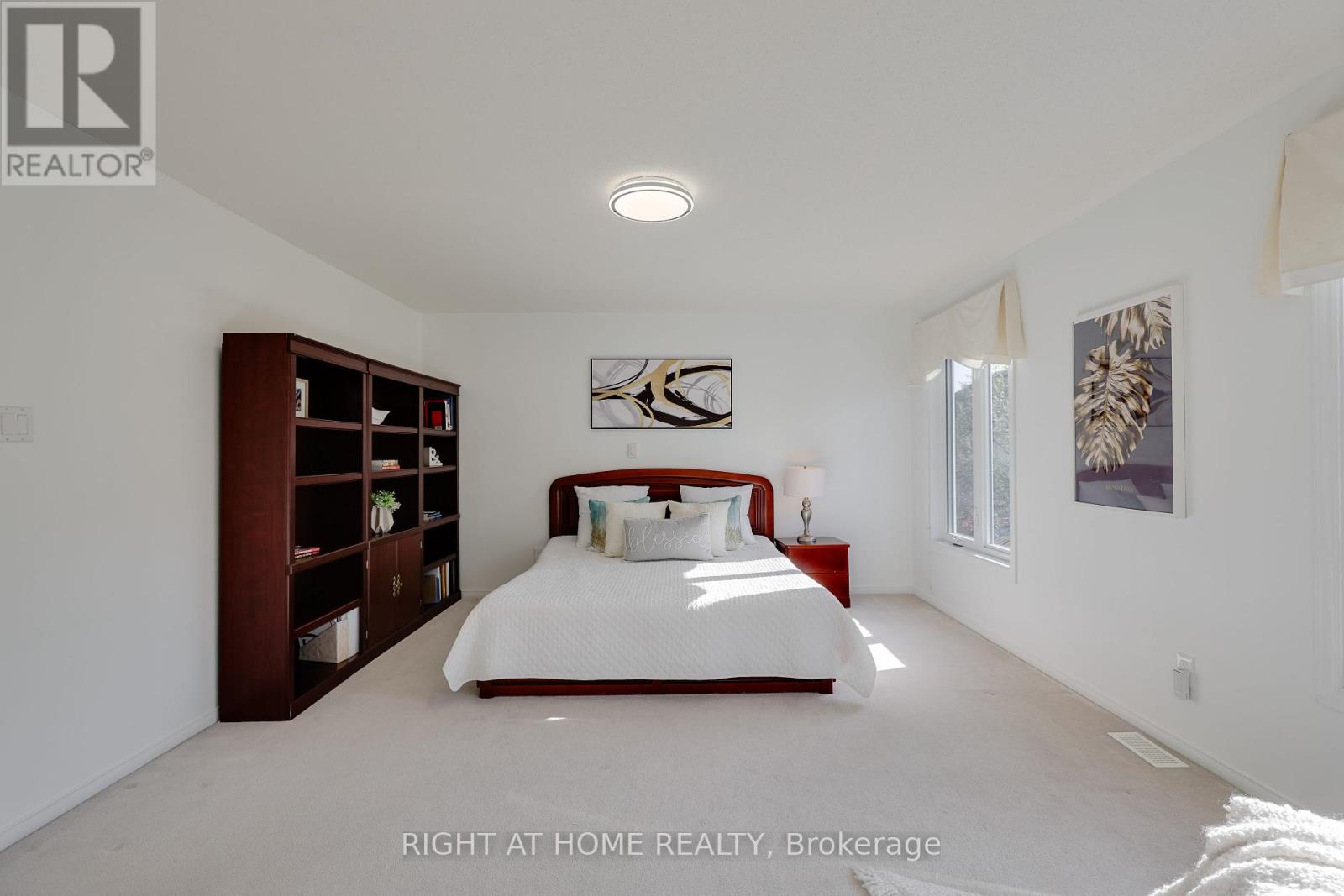 60 Mersey Drive, Ottawa, Ontario  K2K 3A6 - Photo 24 - X12425213