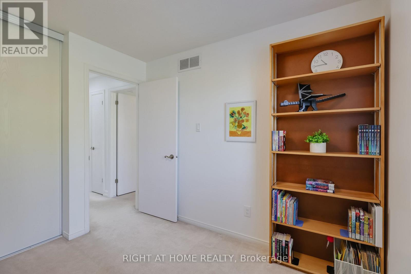 60 Mersey Drive, Ottawa, Ontario  K2K 3A6 - Photo 36 - X12425213