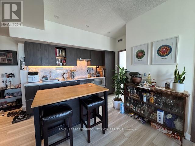 3606 - 17 Bathurst Street, Toronto, Ontario  M5V 0N1 - Photo 7 - C12418850