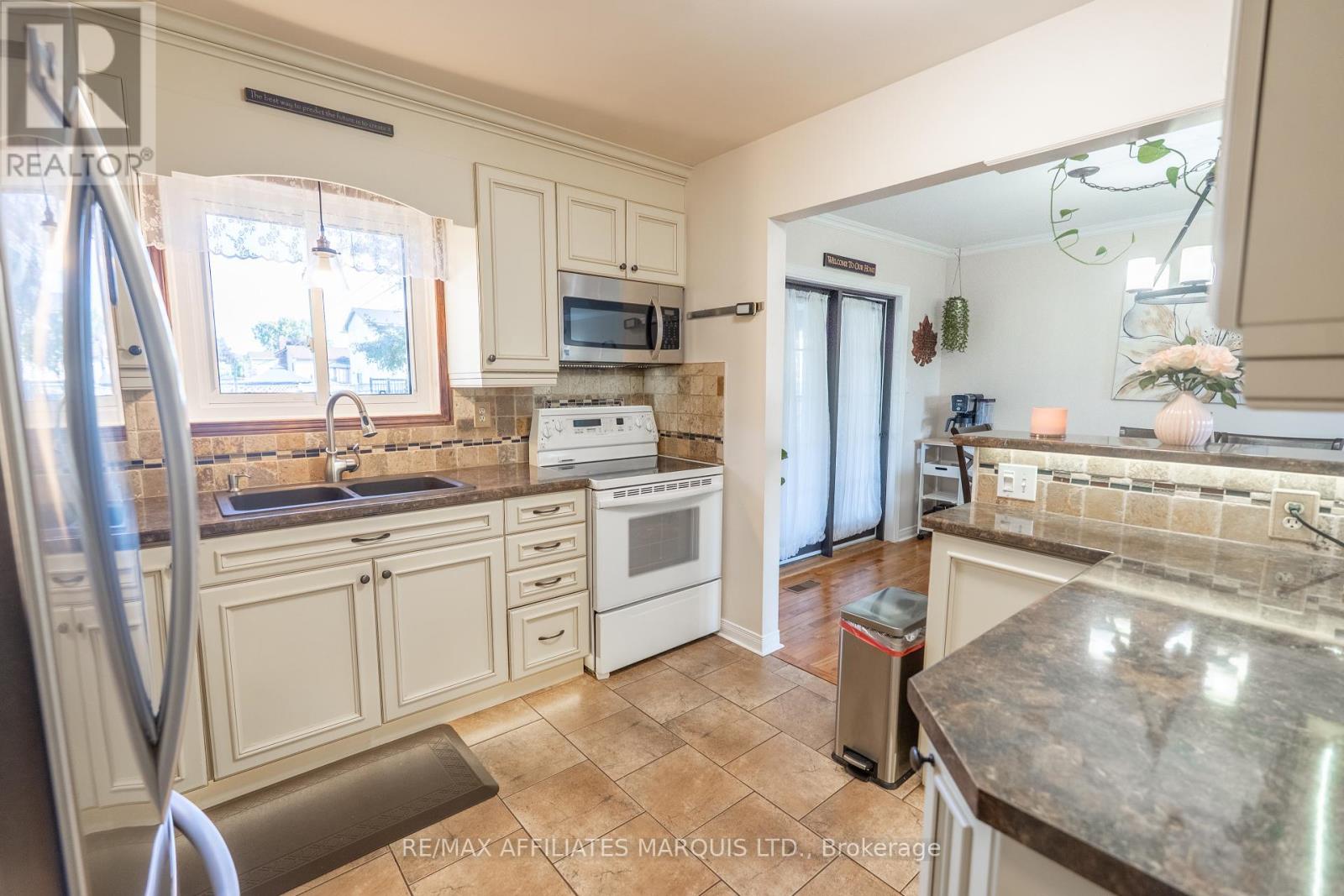 1619 First Street E, Cornwall, Ontario  K6H 7A5 - Photo 4 - X12397744