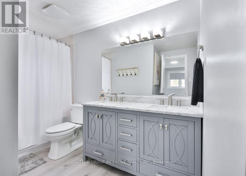 29 Wells Crescent, Barrie, Ontario  L4N 5W8 - Photo 21 - S12425219