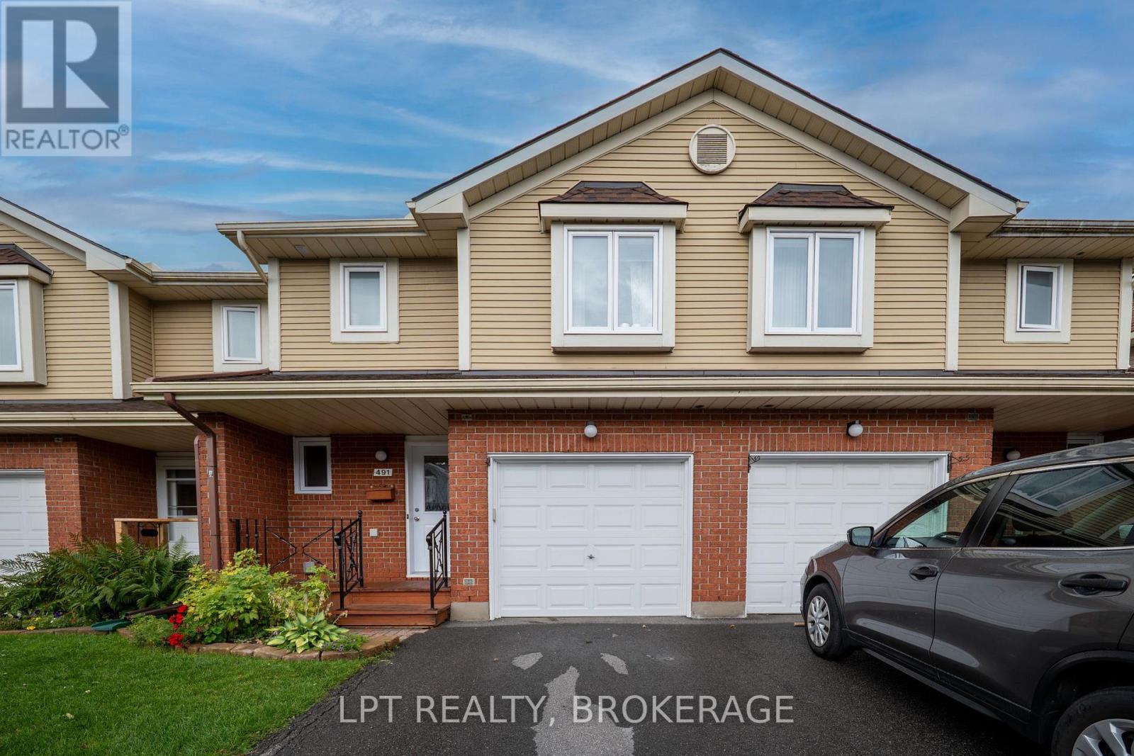 491 Valade Crescent, Ottawa, Ontario  K4A 2W6 - Photo 2 - X12389437