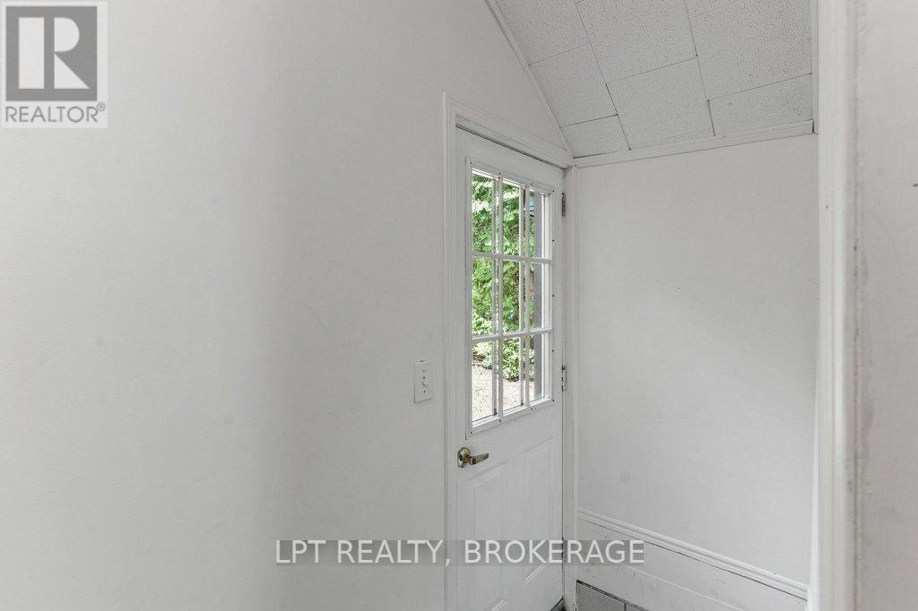 117 Second Avenue N, South Bruce Peninsula, Ontario  N0H 2G0 - Photo 18 - X12423064