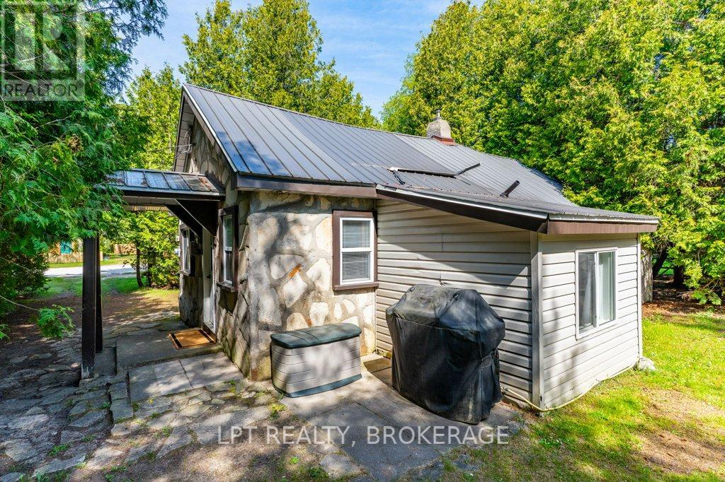 117 Second Avenue N, South Bruce Peninsula, Ontario  N0H 2G0 - Photo 21 - X12423064