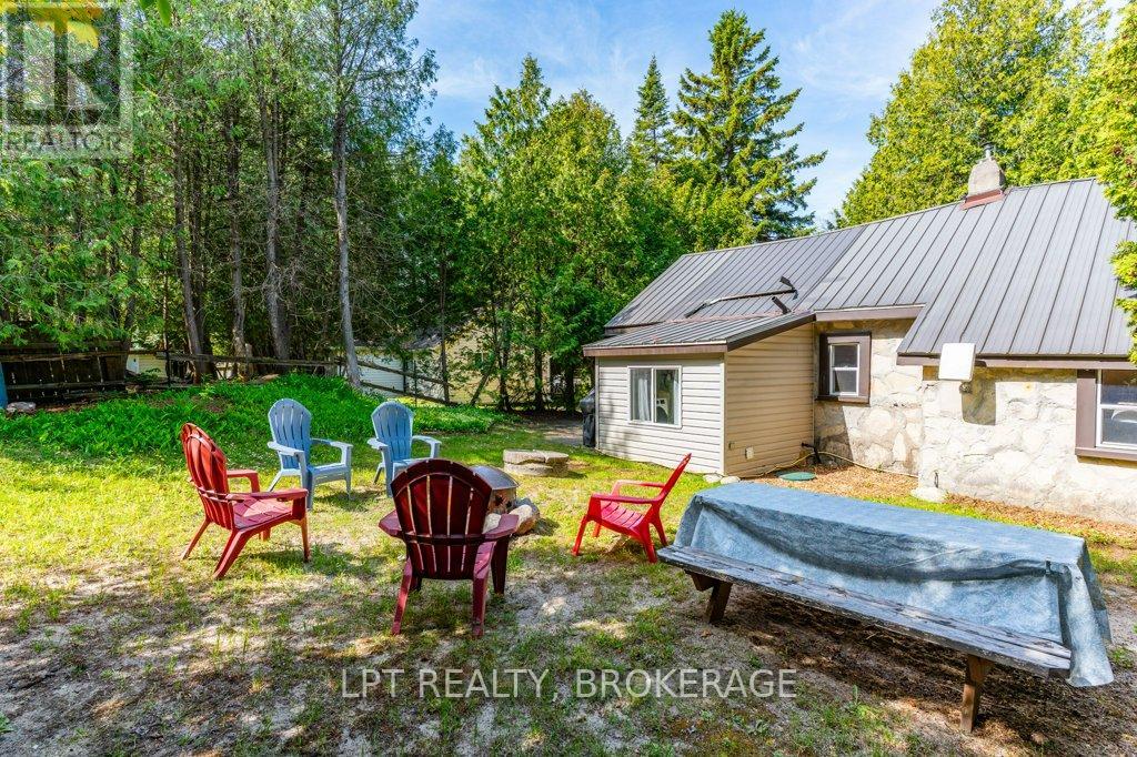 117 Second Avenue N, South Bruce Peninsula, Ontario  N0H 2G0 - Photo 36 - X12423064