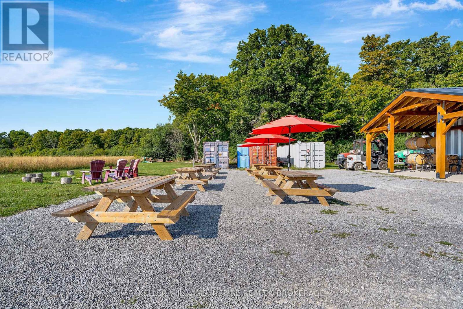 18055 Loyalist Parkway, Prince Edward County, Ontario  K7P 2Y4 - Photo 11 - X12425229