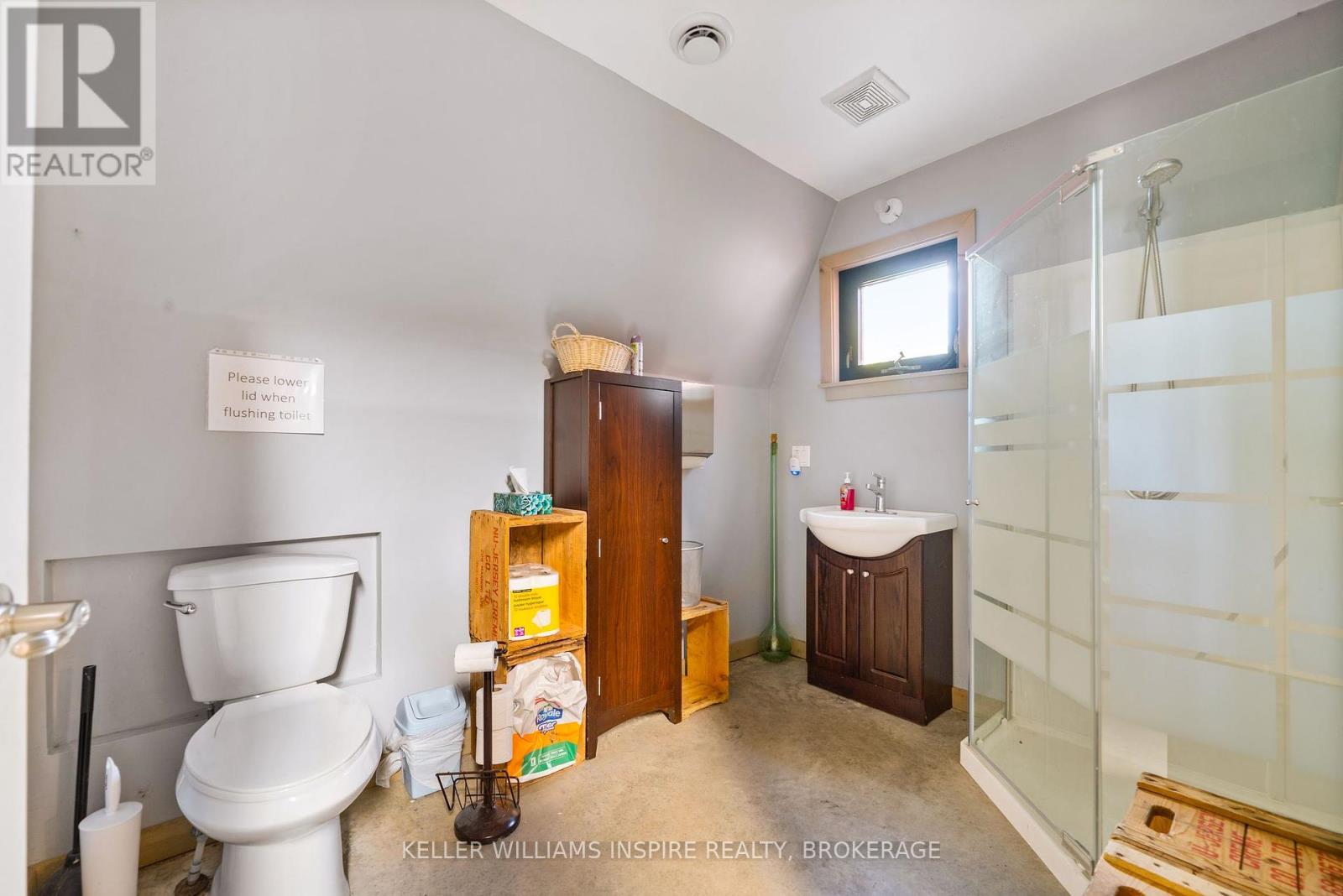 18055 Loyalist Parkway, Prince Edward County, Ontario  K7P 2Y4 - Photo 25 - X12425229