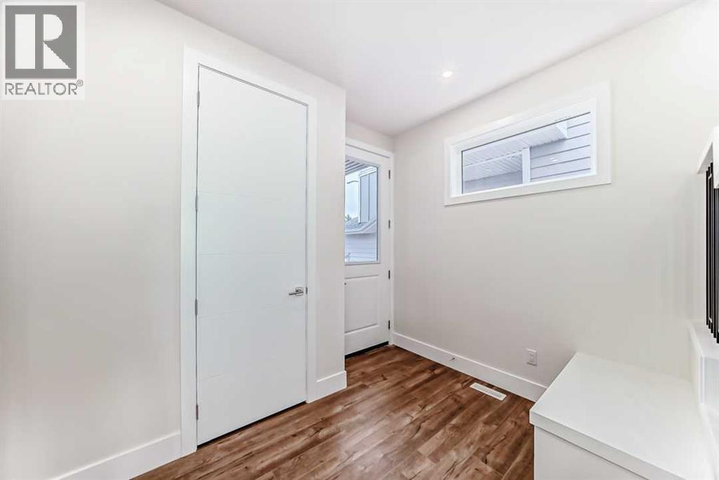 60 Aspen Woods Park Sw, Calgary, Alberta  T3H 6H8 - Photo 4 - A2254627