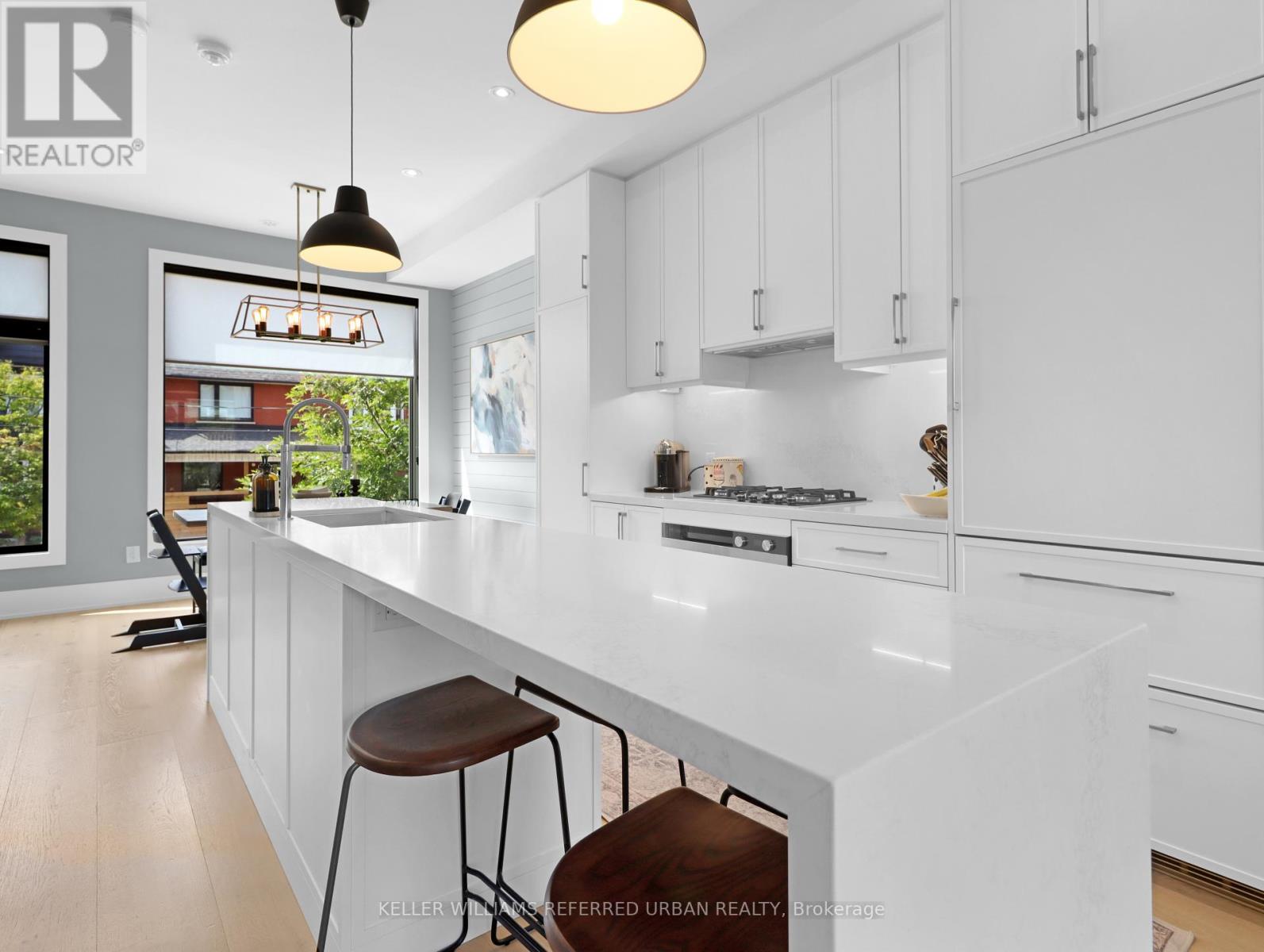 313 Westmoreland Avenue, Toronto, Ontario  M6H 3A4 - Photo 8 - W12424637
