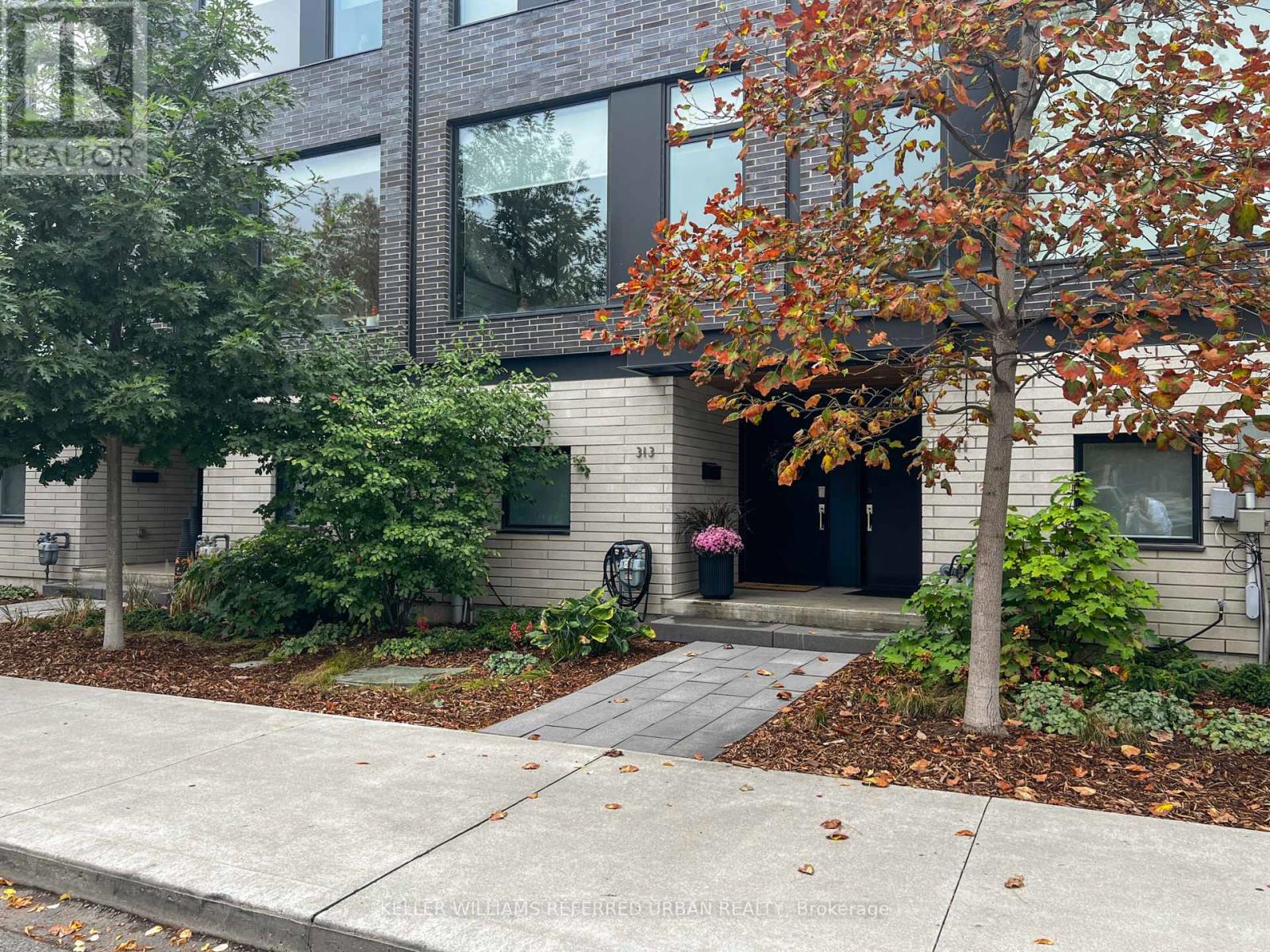 313 Westmoreland Avenue, Toronto, Ontario  M6H 3A4 - Photo 34 - W12424637