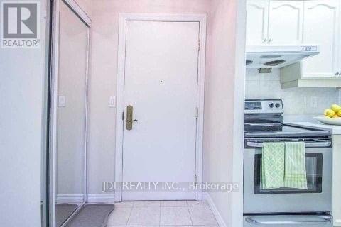 1112 - 18 Sommerset Way, Toronto, Ontario  M2N 6X5 - Photo 14 - C12425244