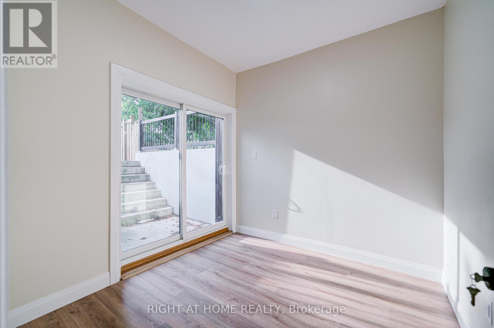 80 Haslam Street, Toronto (Birchcliffe-Cliffside), Ontario  M1N 3N7 - Photo 30 - E12405642