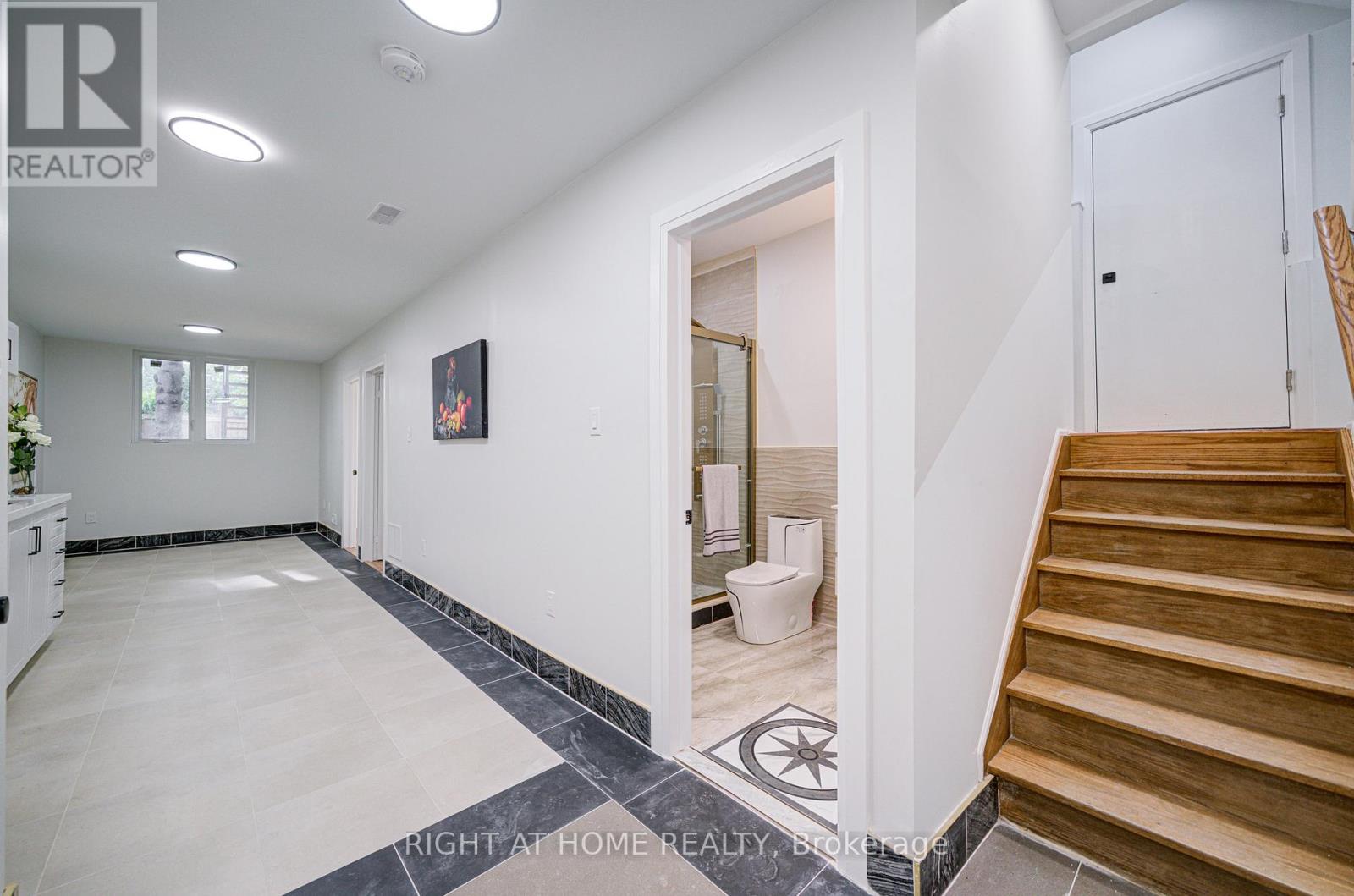 80 Haslam Street, Toronto (Birchcliffe-Cliffside), Ontario  M1N 3N7 - Photo 33 - E12405642