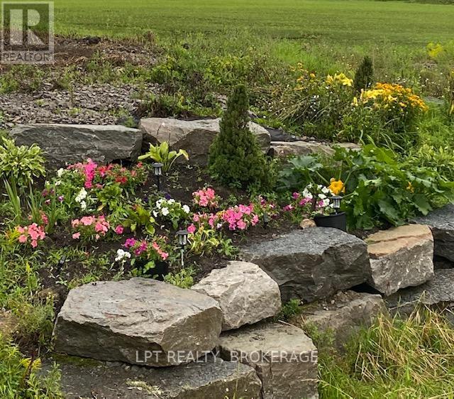 367 Kitley Line 8 Road, Elizabethtown-Kitley, Ontario  K0H 1H0 - Photo 8 - X12234627