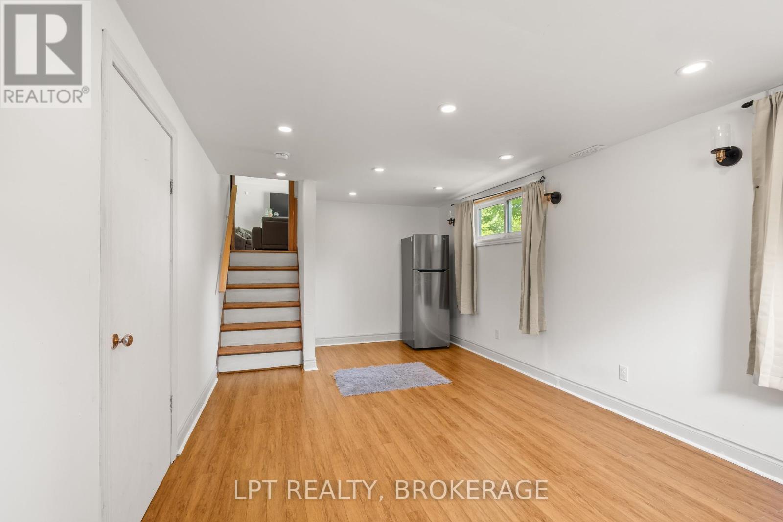 14 Herchmer Crescent, Kingston, Ontario  K7M 2V9 - Photo 24 - X12242053