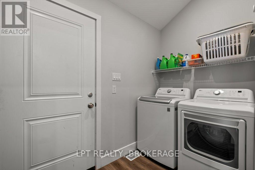 9517 County Road 42 Road, Rideau Lakes, Ontario  K0G 1X0 - Photo 15 - X12282419