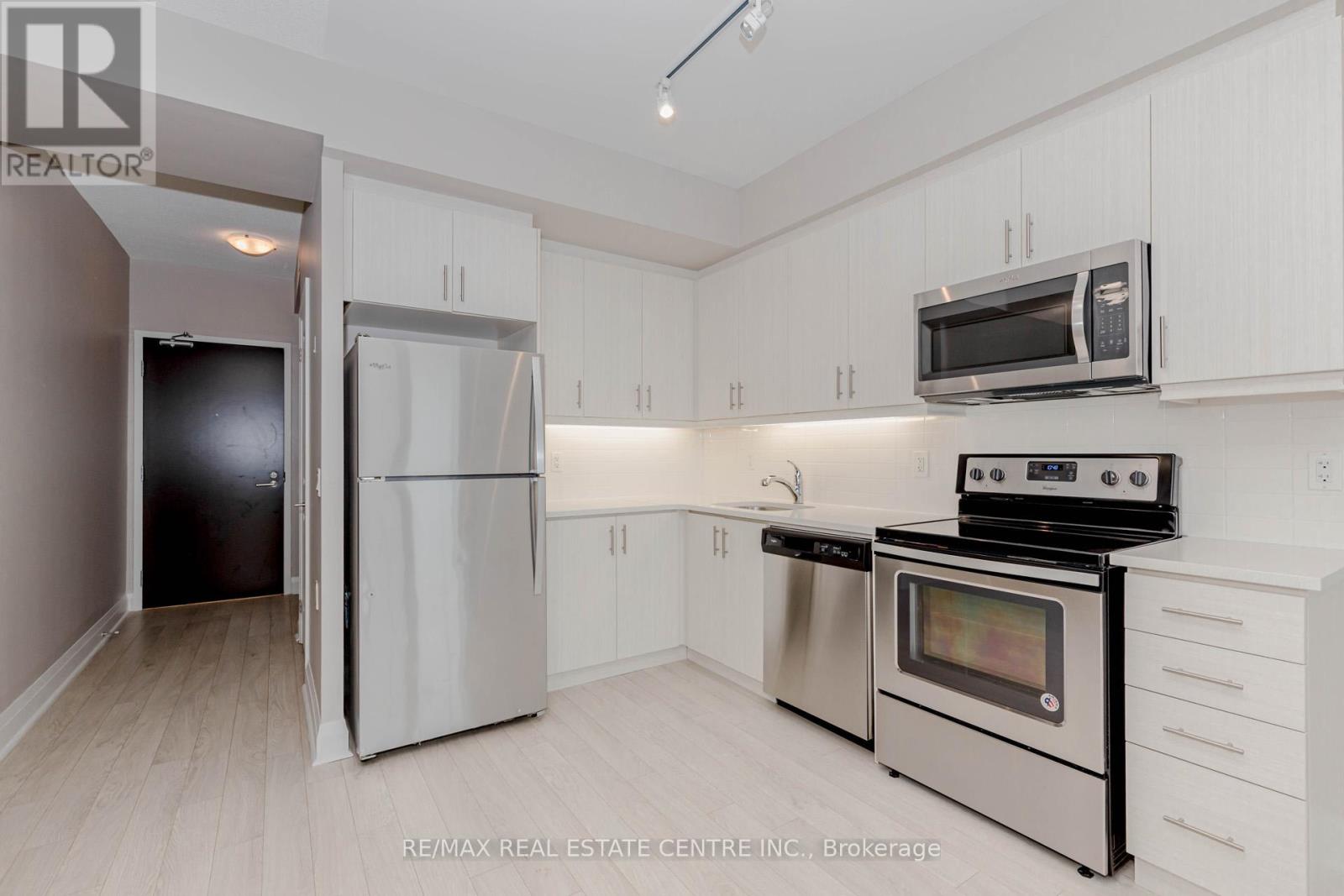 506 - 15 Zorra Street, Toronto, Ontario  M8Z 0C1 - Photo 12 - W12425246