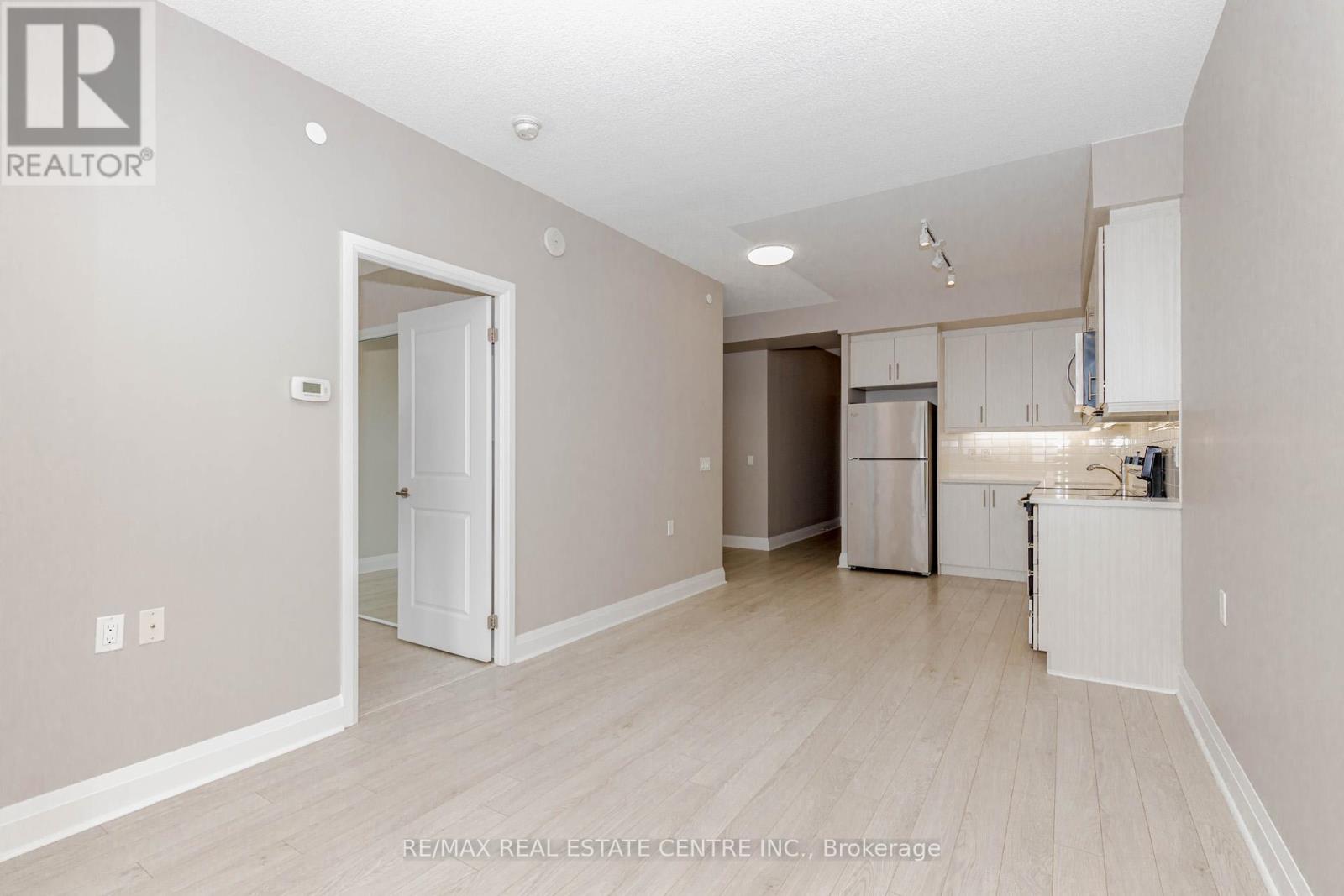 506 - 15 Zorra Street, Toronto, Ontario  M8Z 0C1 - Photo 18 - W12425246