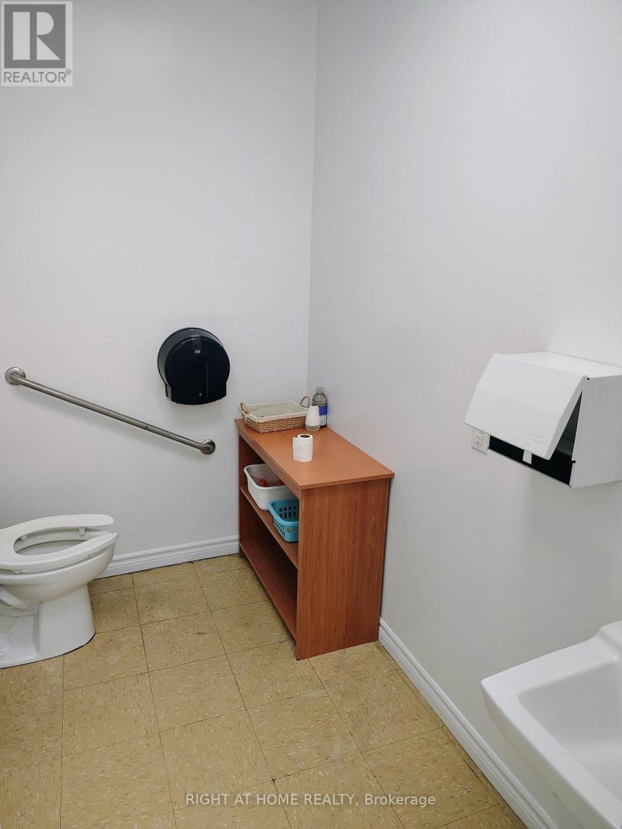 Main - 1254 Bloor Street W, Toronto, Ontario  M6H 1N5 - Photo 13 - W12425247