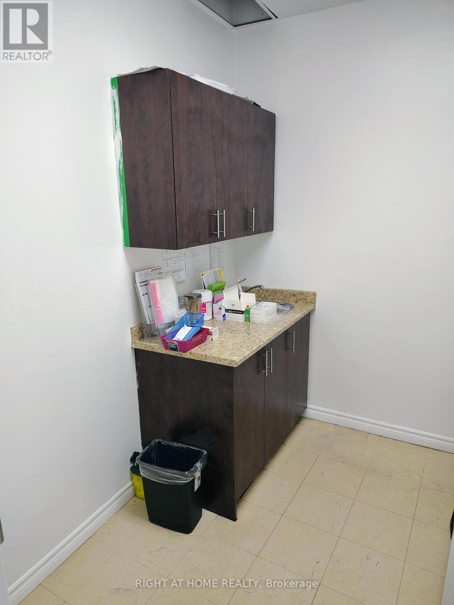 Main - 1254 Bloor Street W, Toronto, Ontario  M6H 1N5 - Photo 8 - W12425247