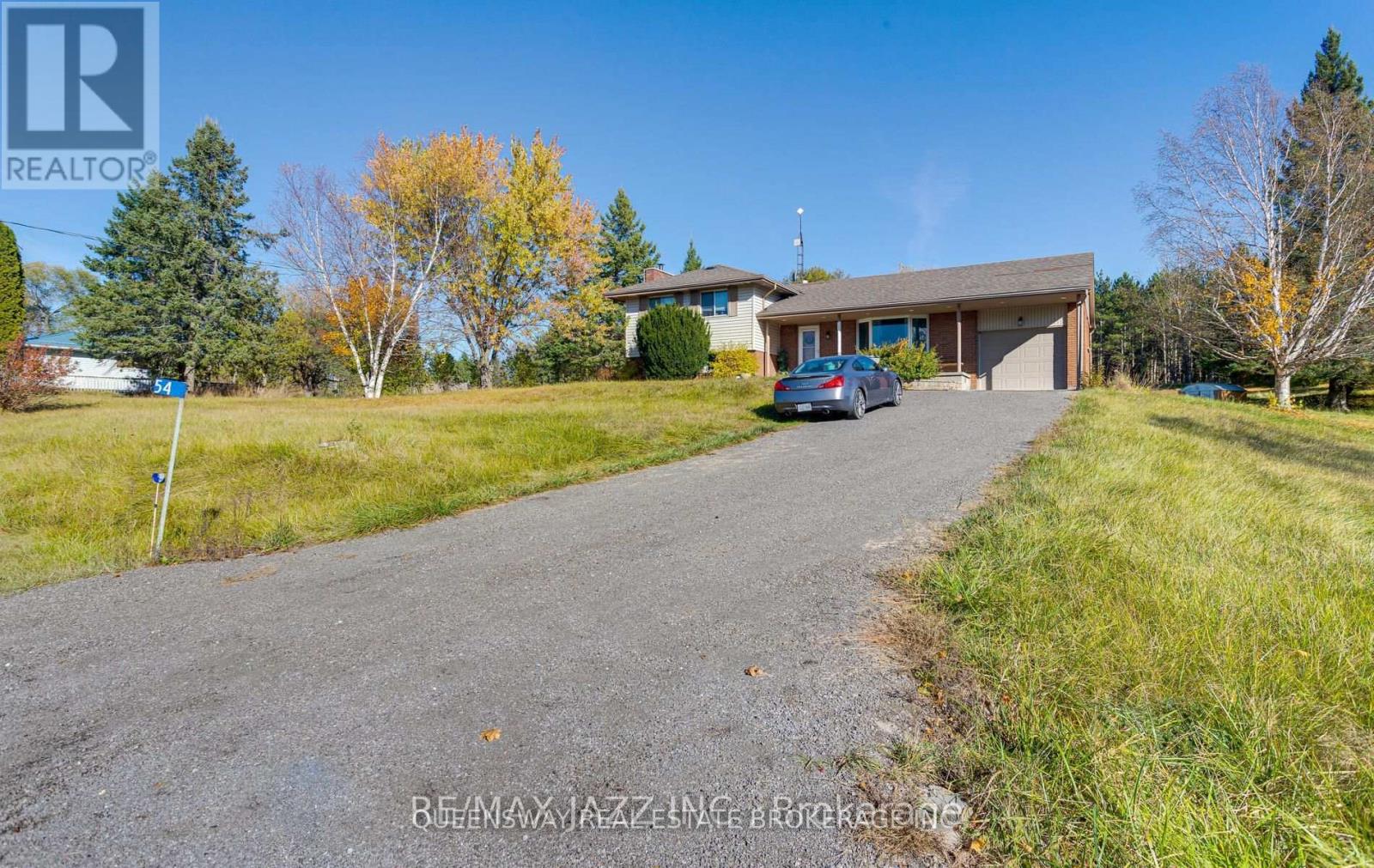 54 Roslin Road, Belleville, Ontario  K0K 2Y0 - Photo 3 - X12425225