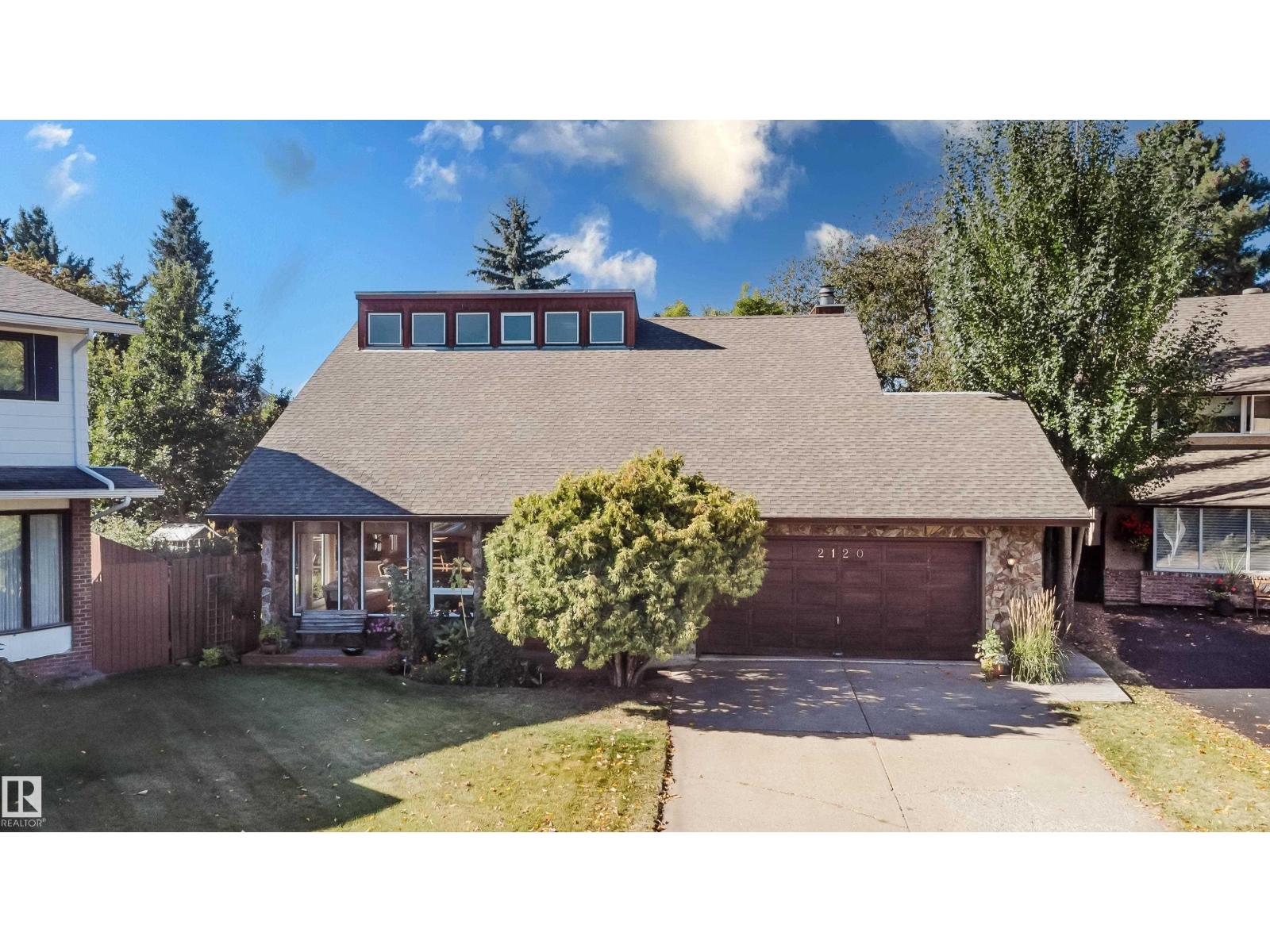 2120 111a St Nw, Edmonton, Alberta  T6J 4V6 - Photo 1 - E4459330