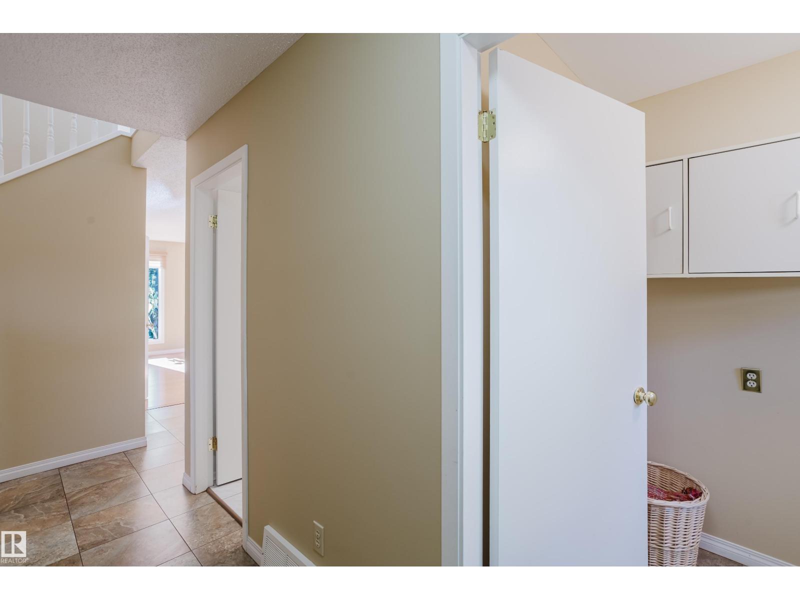 2120 111a St Nw, Edmonton, Alberta  T6J 4V6 - Photo 26 - E4459330