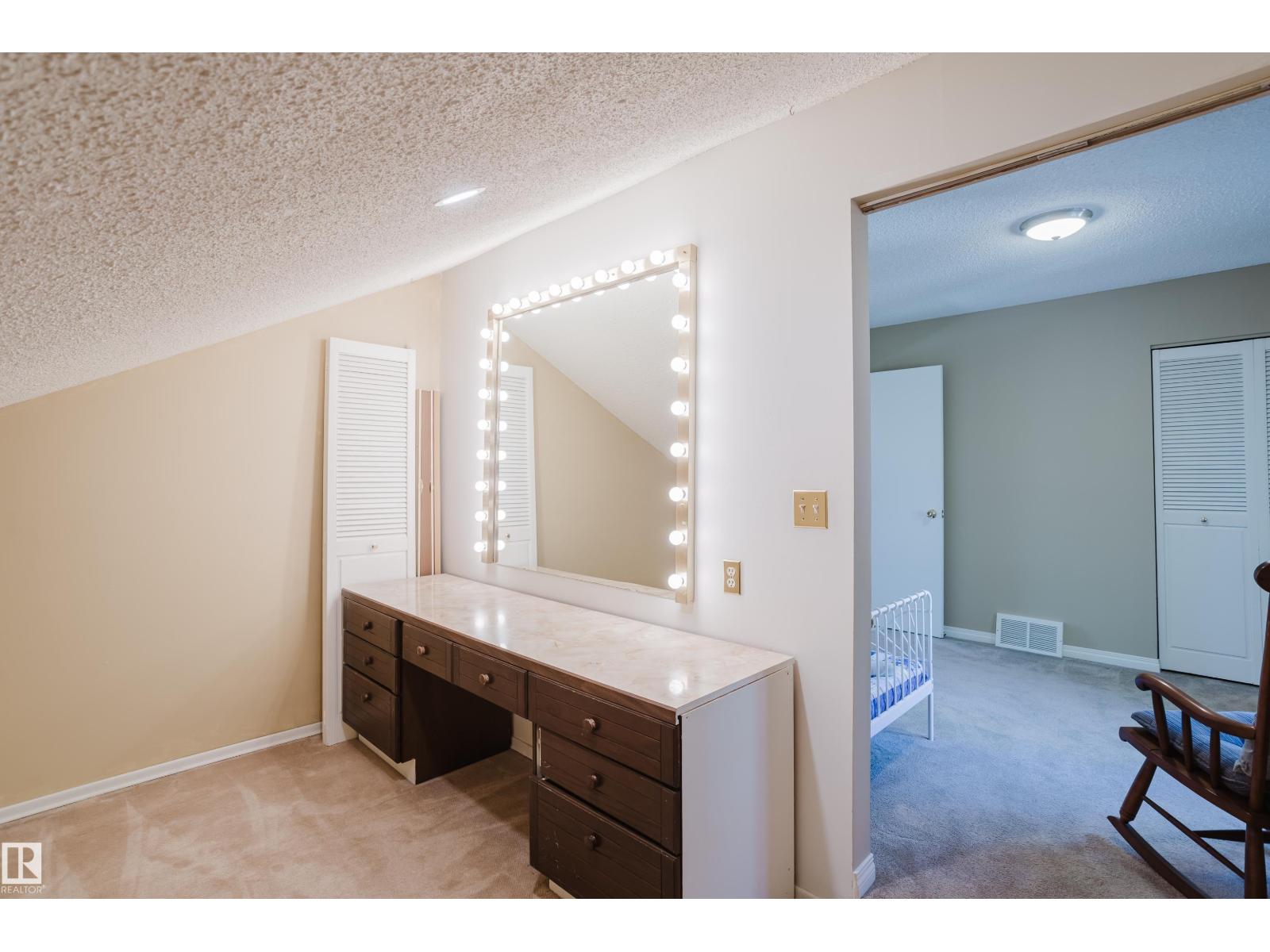 2120 111a St Nw, Edmonton, Alberta  T6J 4V6 - Photo 45 - E4459330