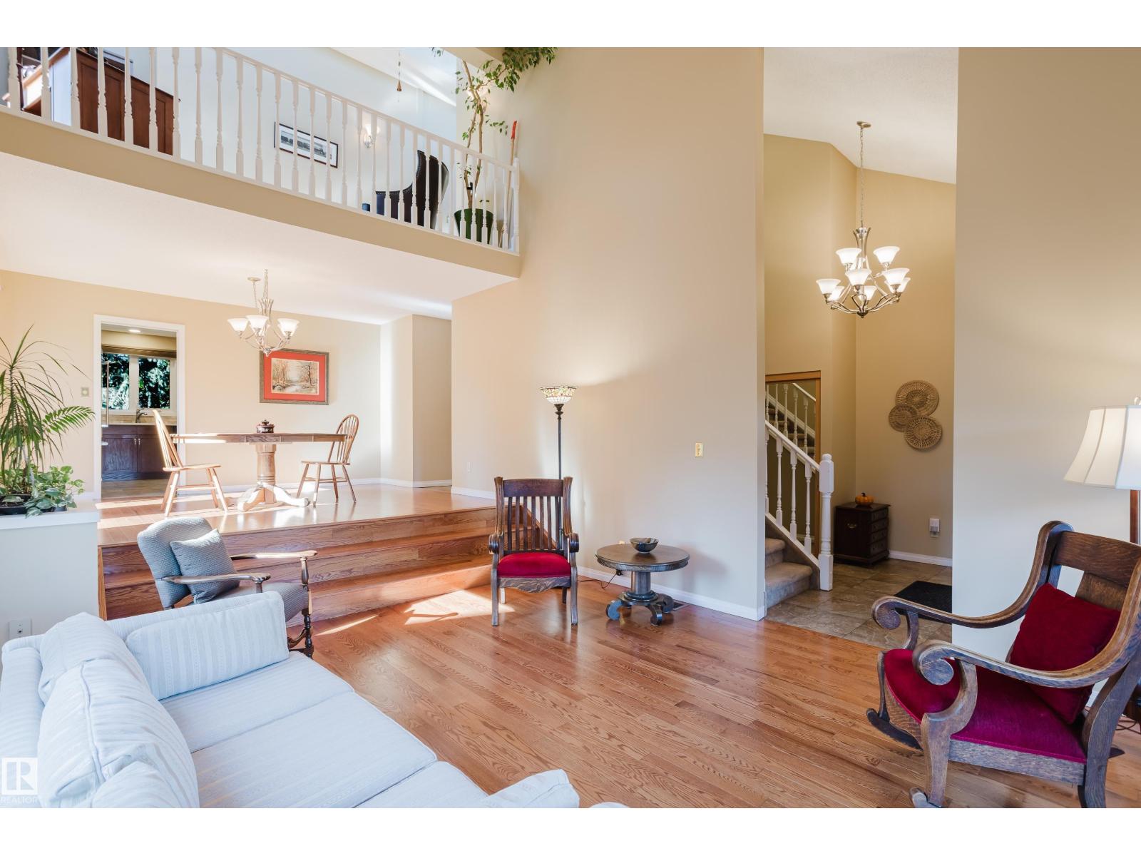 2120 111a St Nw, Edmonton, Alberta  T6J 4V6 - Photo 8 - E4459330