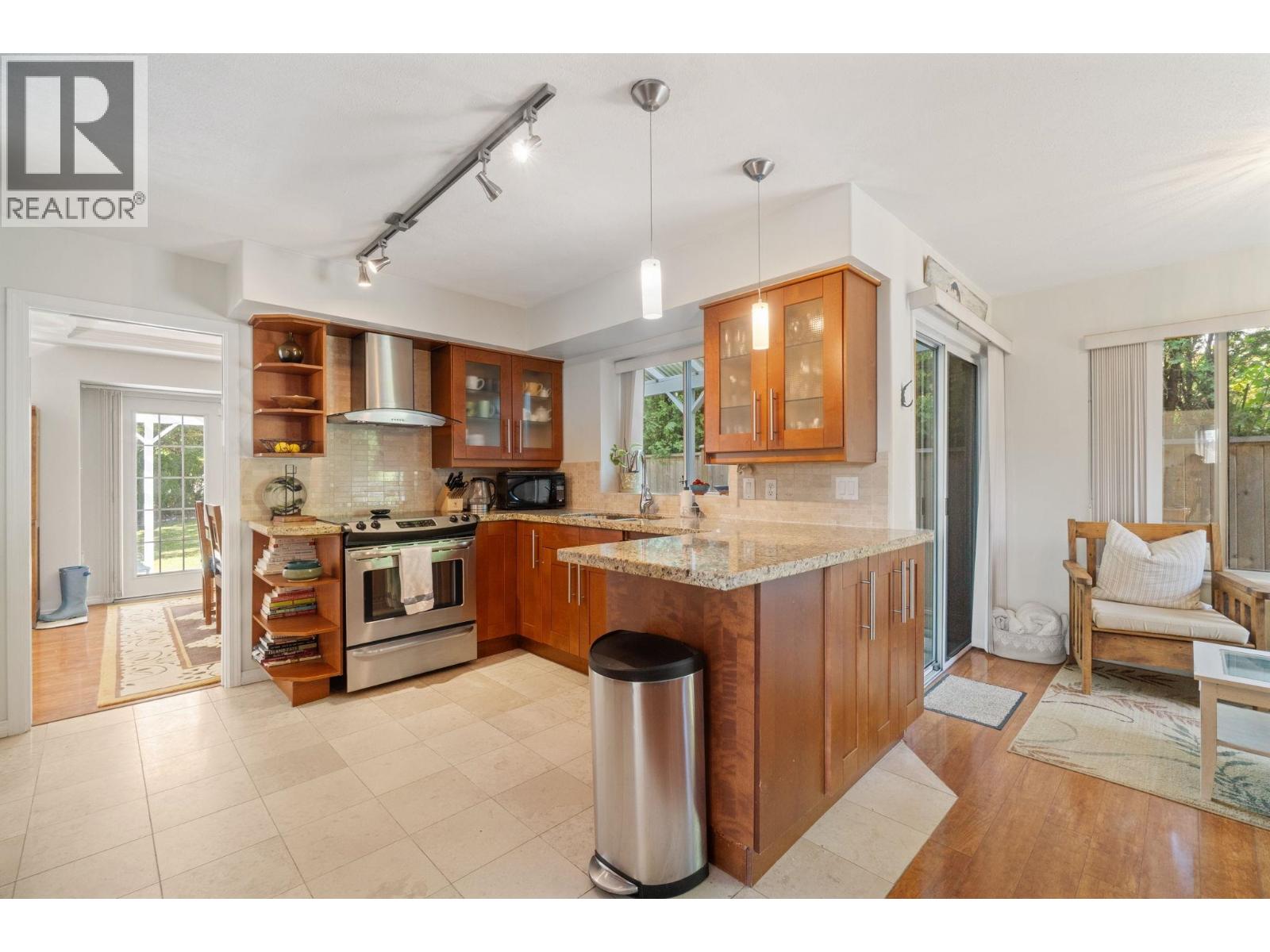 2939 Cliffrose Crescent, Coquitlam, British Columbia  V3E 2T2 - Photo 6 - R3051859