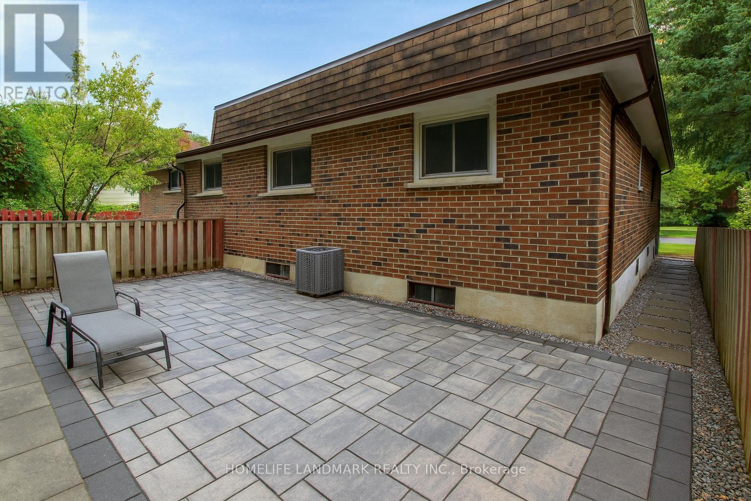 104 Loganberry Crescent, Toronto, Ontario  M2H 3H1 - Photo 26 - C12425254