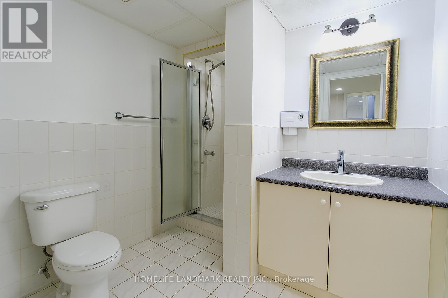 104 Loganberry Crescent, Toronto, Ontario  M2H 3H1 - Photo 18 - C12425254