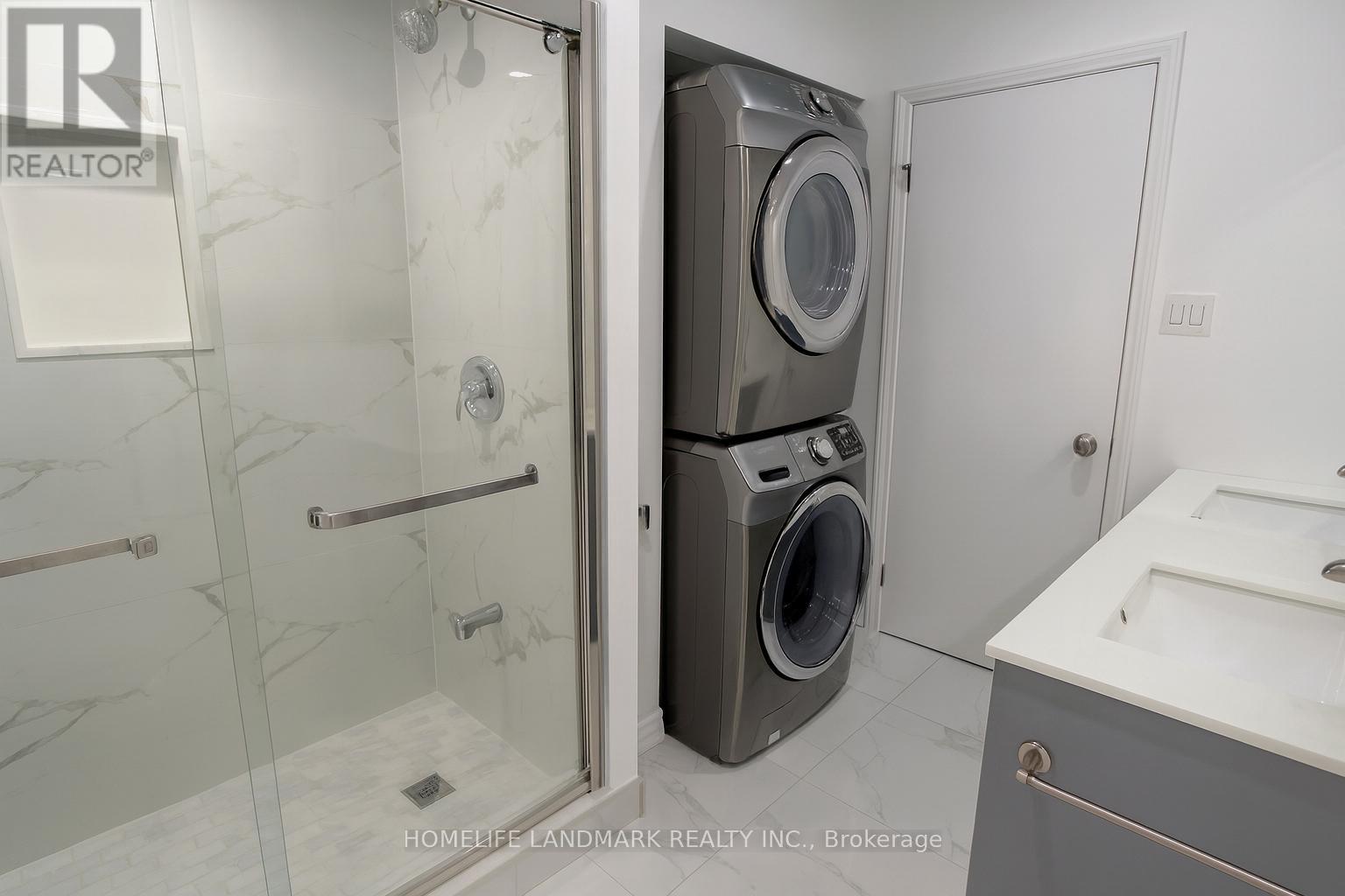 104 Loganberry Crescent, Toronto, Ontario  M2H 3H1 - Photo 15 - C12425254