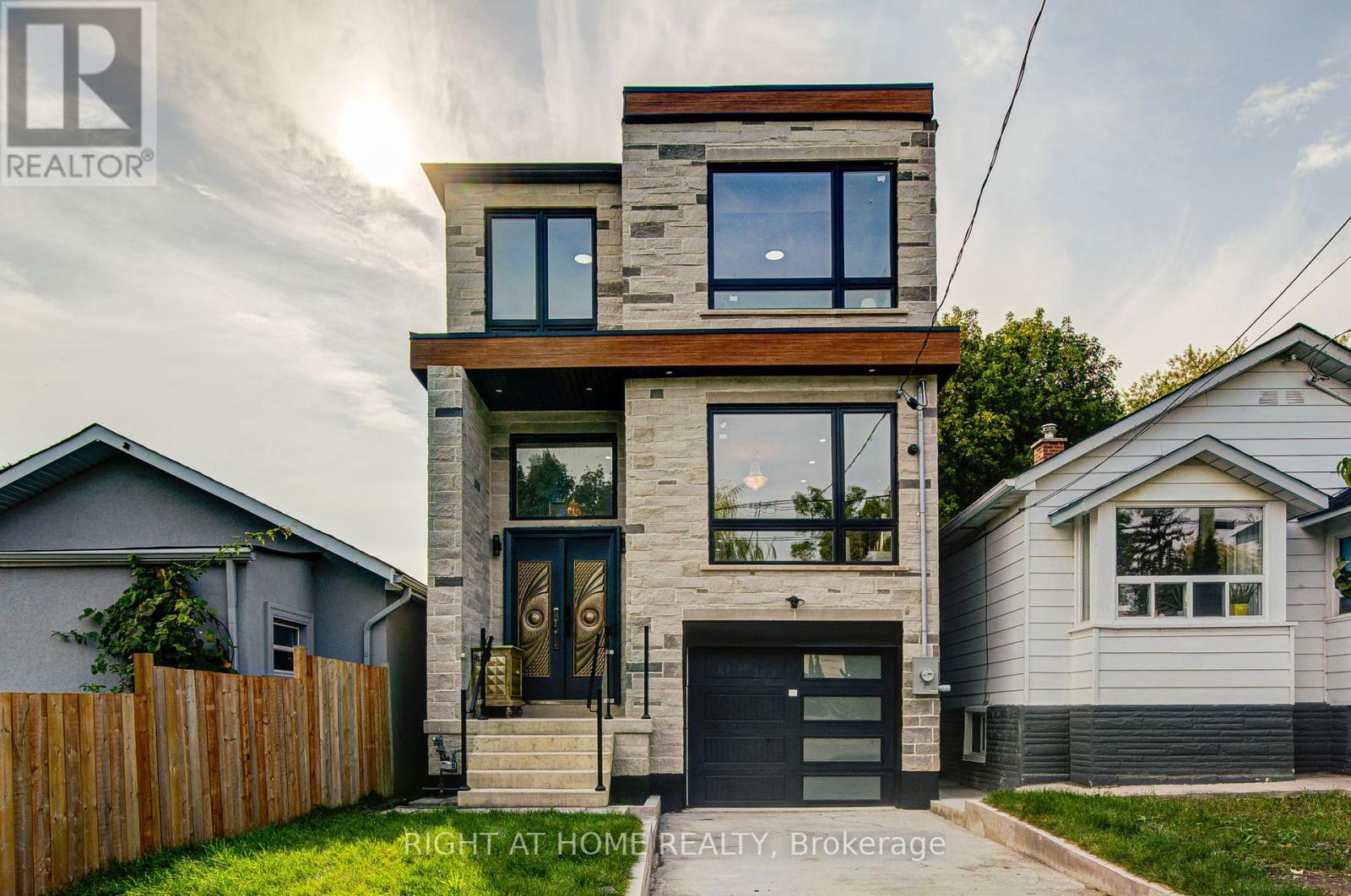80 HASLAM STREET, Toronto, Ontario