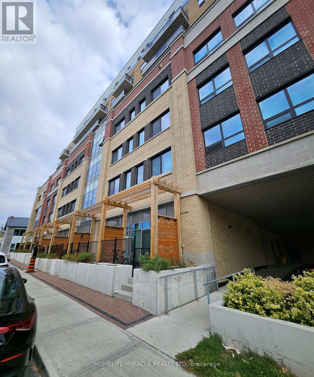 420 - 652 Princess Street, Kingston, Ontario  K7L 3Z9 - Photo 2 - X12423719