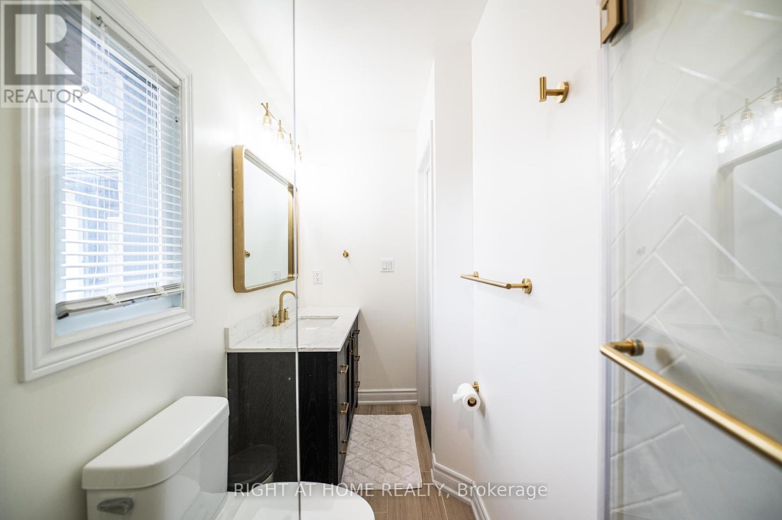 808 Sanok Drive, Pickering, Ontario  L1W 2P9 - Photo 29 - E12425250