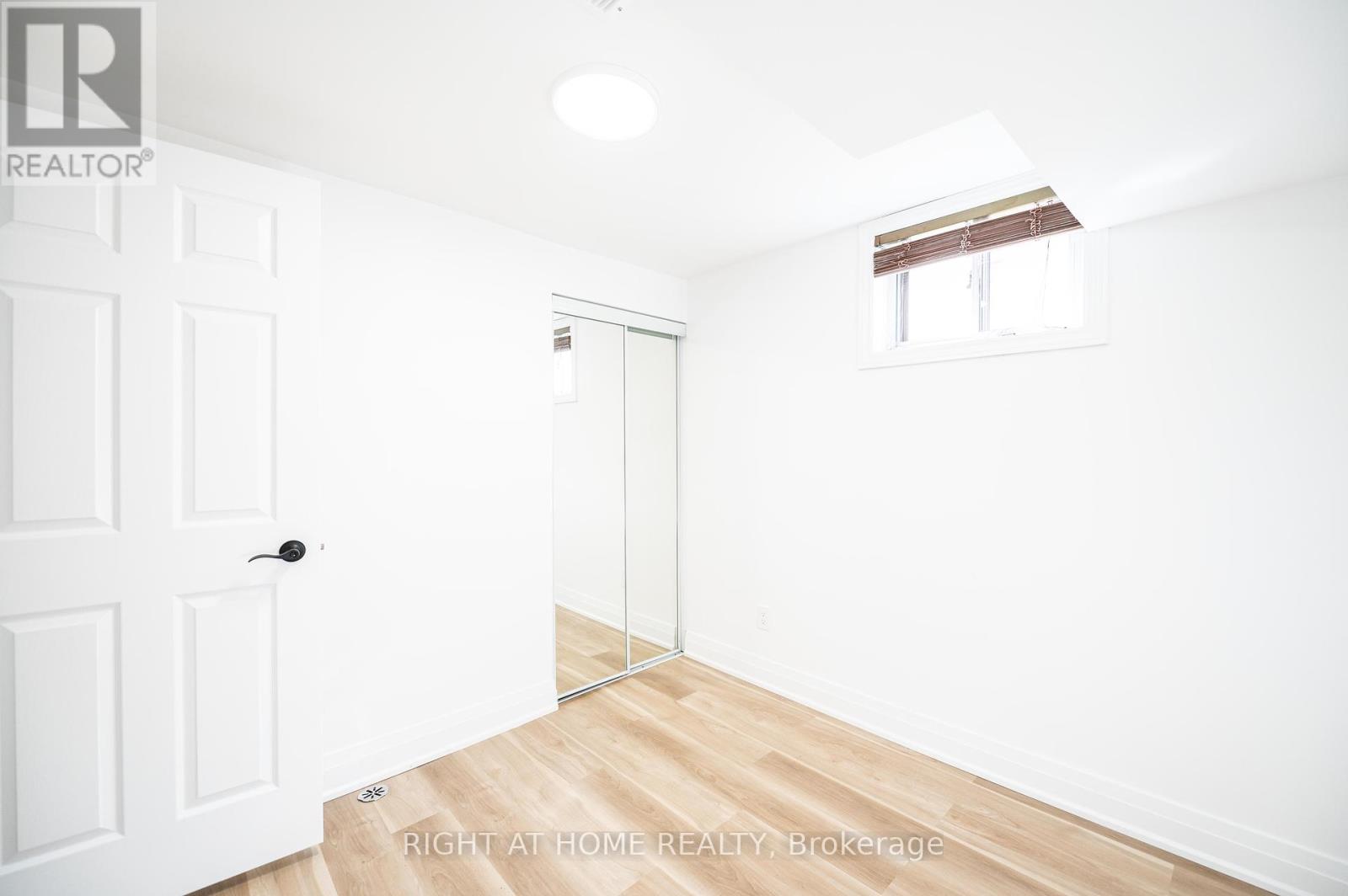 808 Sanok Drive, Pickering, Ontario  L1W 2P9 - Photo 34 - E12425250