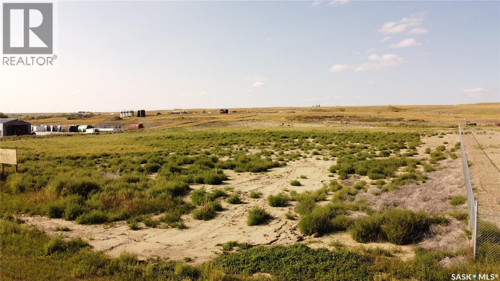 2697 North Service Road W, Swift Current, Saskatchewan  S9H 5M1 - Photo 2 - SK019326