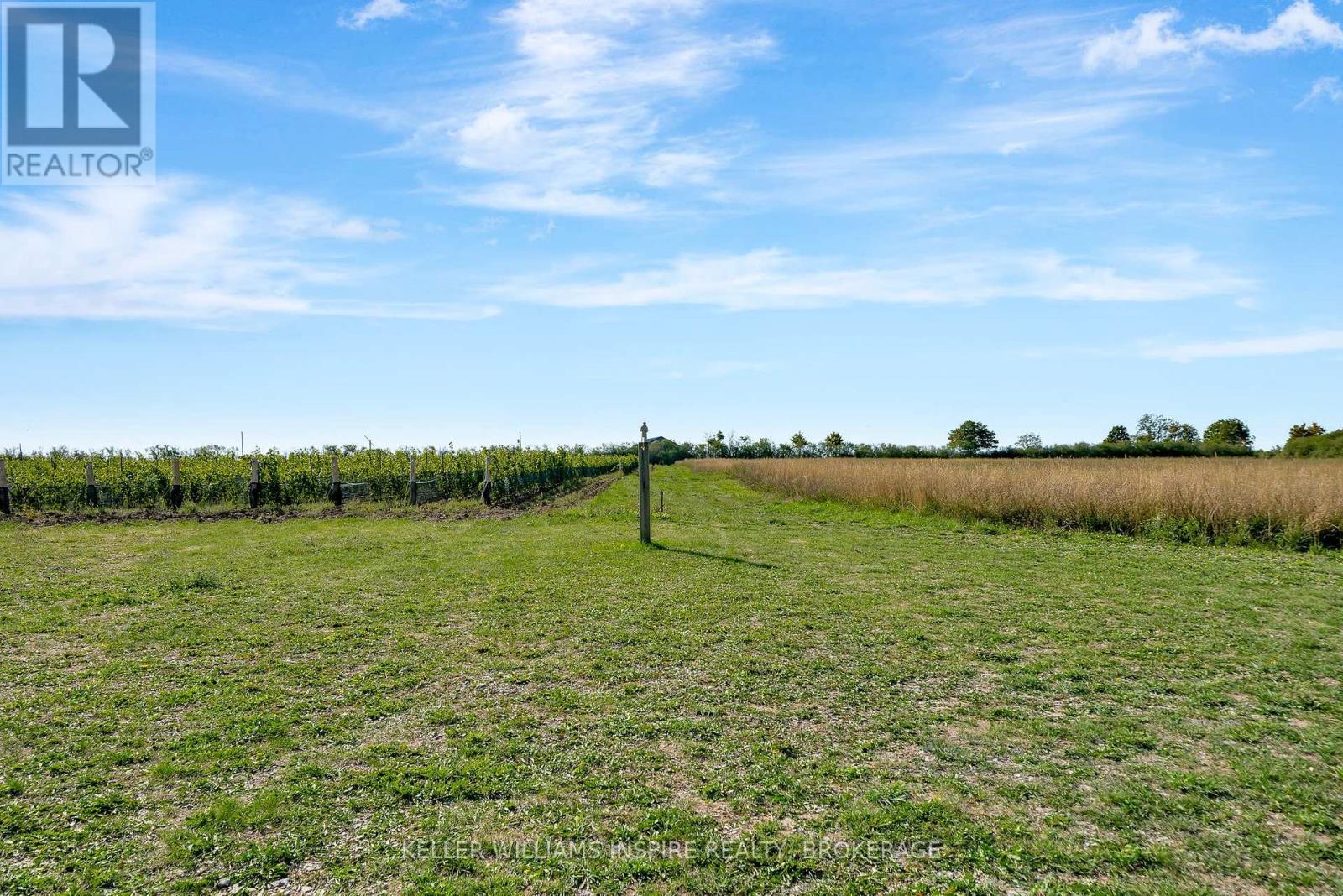 18055 Loyalist Parkway, Prince Edward County, Ontario  K7P 2Y4 - Photo 21 - X12425257