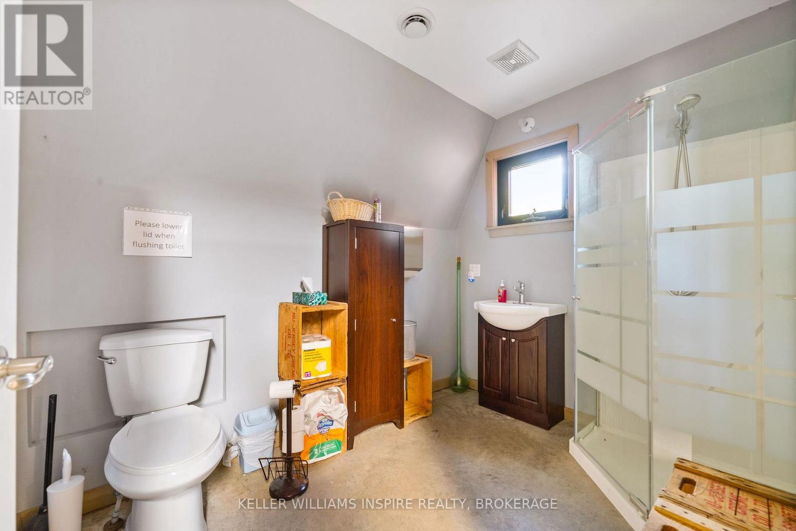 18055 Loyalist Parkway, Prince Edward County, Ontario  K7P 2Y4 - Photo 42 - X12425257