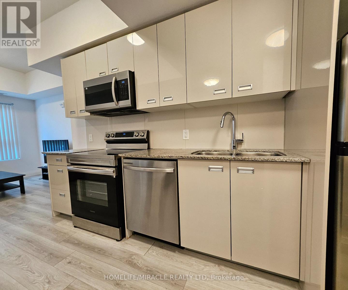 420 - 652 Princess Street, Kingston, Ontario  K7L 3Z9 - Photo 12 - X12423719