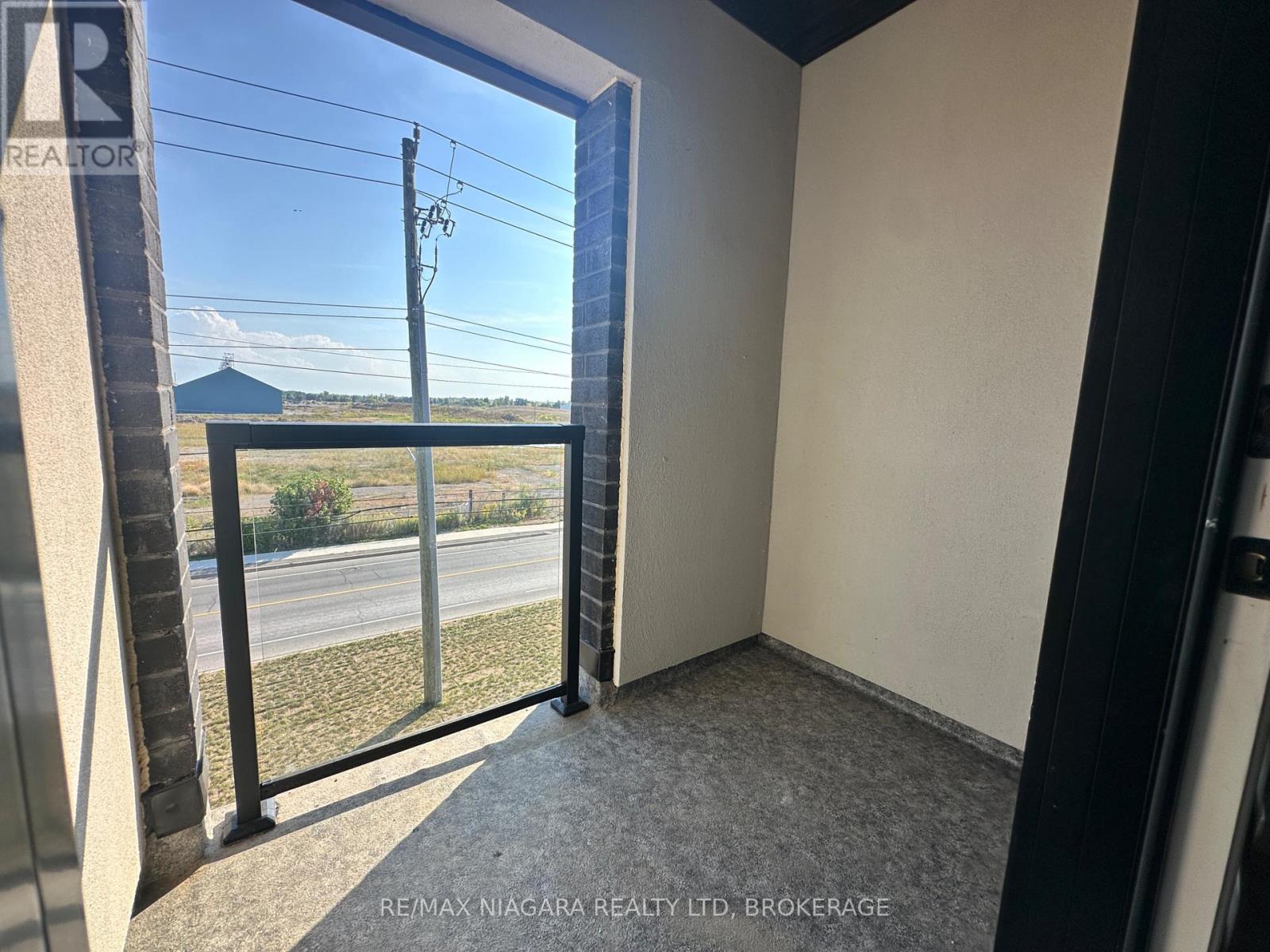 Unit 4 - 17 Keystone Trail, Welland, Ontario  L3B 0N8 - Photo 16 - X12425260