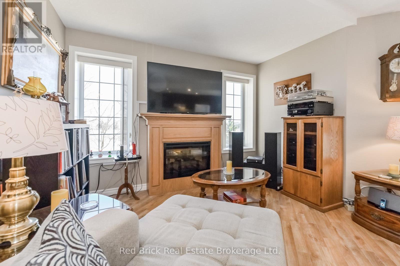 6492 Gerrie Road, Centre Wellington (Elora/salem), Ontario  N0B 1S0 - Photo 20 - X12425263