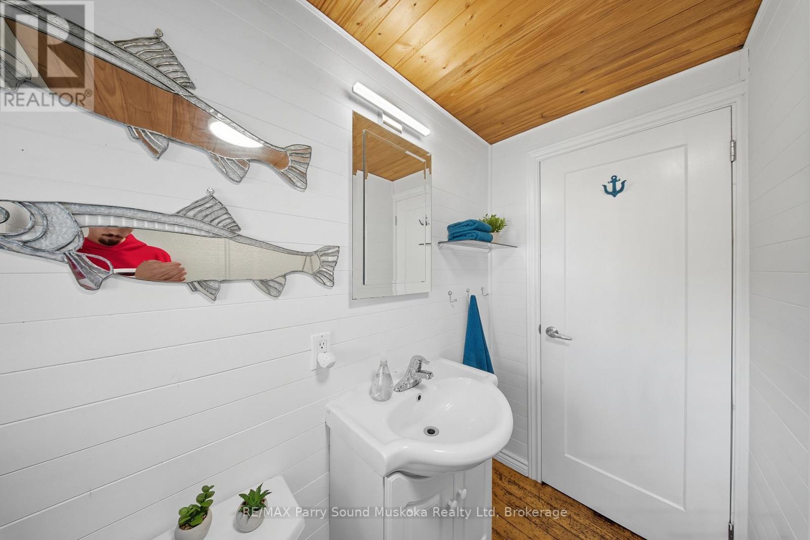 15 Forsyths Road, Carling, Ontario  P0G 1G0 - Photo 23 - X12425264