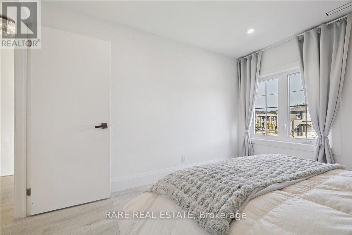 5709 Dorchester Road, Niagara Falls, Ontario  L2G 5S5 - Photo 19 - X12422787