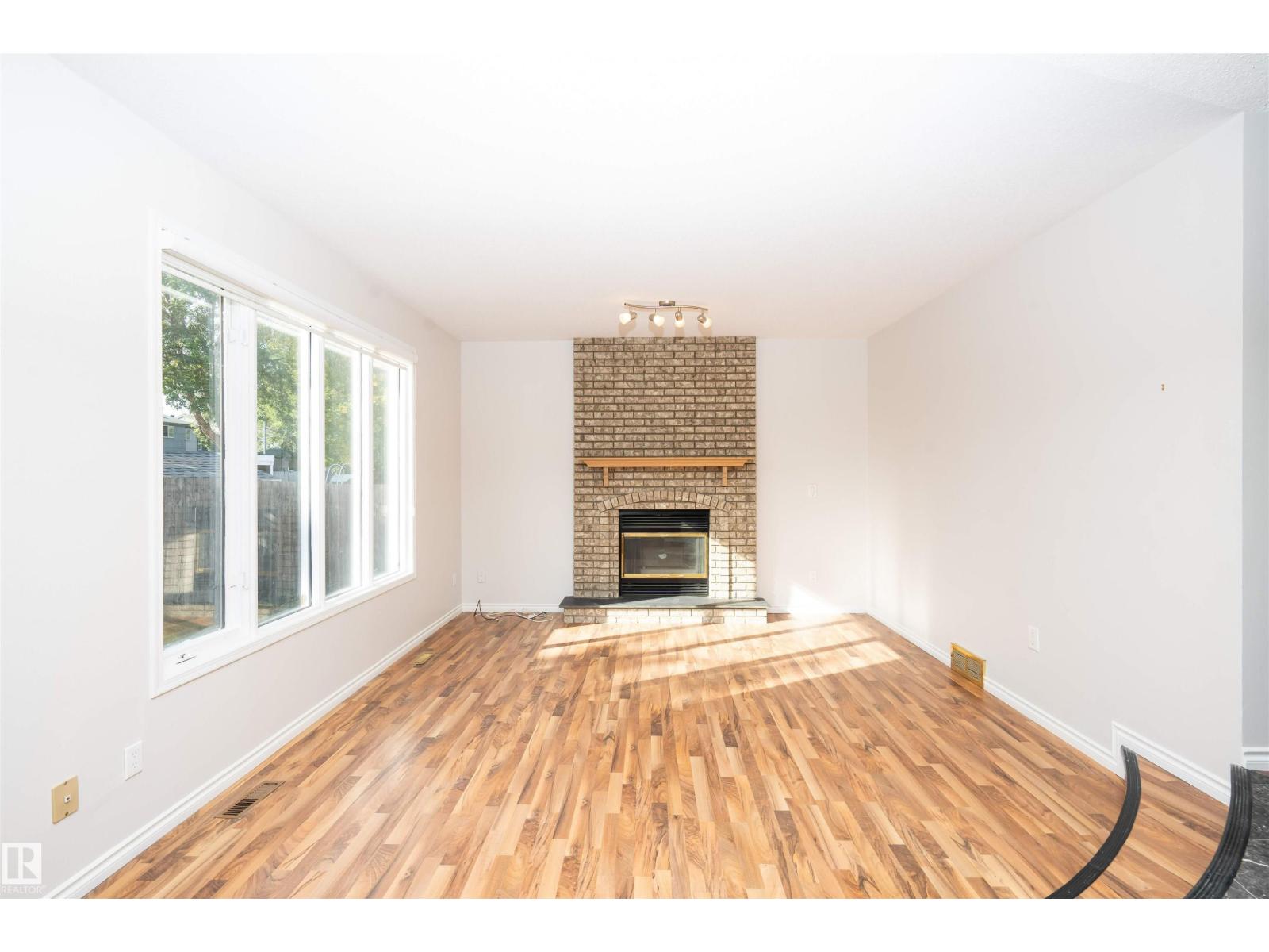 3203 145 Av Nw, Edmonton, Alberta  T5Y 2E9 - Photo 14 - E4459333